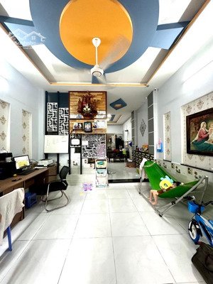 tôi gấp bán nhà mới hxh - 2 tầng - dt khủng 80m2 - ngang 5m - p. hiệp bình chánh - chỉ 5.6 tỷ (tl)