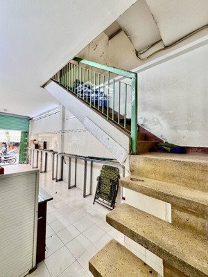 bán nhà mặt tiền đỗ ngọc thạnh - đối diện chợ kim biên - quận 5