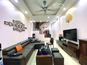 cần tiền gấp, bán nhà nguyễn khang, ngõ thông, gần ô tô, 32m2, 5 tầng đẹp, sđcc, đẹp, giá nhỉnh 7tỷ