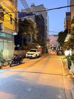 MẶT KINH DOANH TRÂU QUỲ GIA LÂM, ĐƯỜNG NHỰA OTO TRÁNH, SẴN NHÀ 2 TẦNG