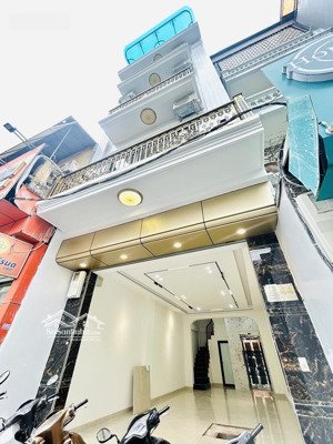 đền lừ, mặt phố, vỉa hè kinh doanh sầm uất, nhà 6 tầng thang máy mới tinh, 60m chỉ 18 tỷ