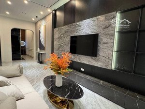 chủ cần bán gấp nhà minh khai, 5t thang máy, nội thất luxury 12.6tỷ.