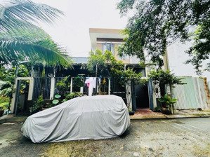 bán biệt thự vườn 203m2 ngang 11m gò cát gần chung cư ricca q9