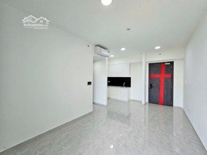 celesta rise cần cho thuê 1pn1wc 49m2 giá 9tr9 lh quỳnh 