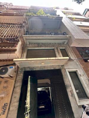 Bán nhà phố Vọng - 70m 4 tầng 13,5 tỷ - Vị trí cách phố chỉ hơn 20m - Nhà cũ xác định bán đất