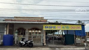 bán nhà với đất, ngay mặt tiền