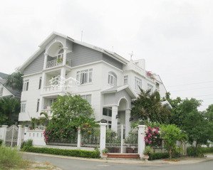 bán biệt thự phú mỹ vph, đ. hoàng quốc việt, giá rẻ nhất thị trường.