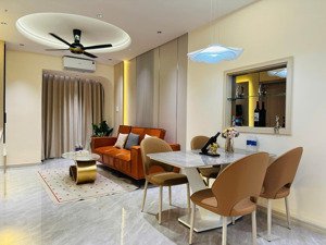 cần bán nhanh căn hộ sky garden 3, pmh,q7 nhà đẹp, mới 100%. lh: em hằng