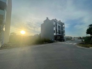 bán gấp đất nền tại đường hoàng văn thái, phường xương giang, bắc giang