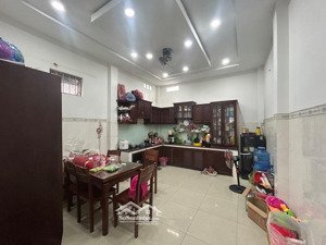 hxh thông 1 sẹc - nhà đẹp - 61m2 - 4 tầng - 4 pn - 4wc - phạm văn chiêu gv - chỉ 7tỷ3 tl