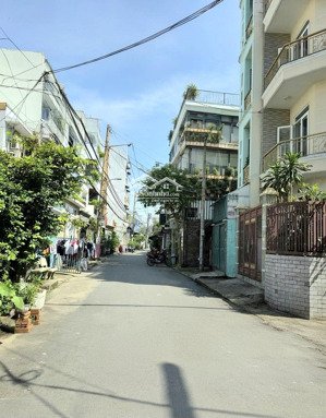 mặt tiền đường số 1, 68m², 3 tầng, 2 mặt hẻm, 10 tỷ còn tl