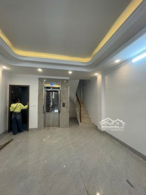 chị bạn em vừa xây căn nhà xuân đỉnh thang máy ô tô ngõ thông thoáng, 48m 13.9 tỷ. 