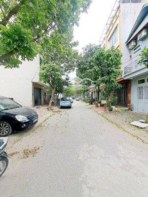 bán đất dv yên lộ yên nghĩa 50m2 mt 4m, vừa ở vừa làm văn phòng, kinh doanh cực tốt, vỉa hè rộng