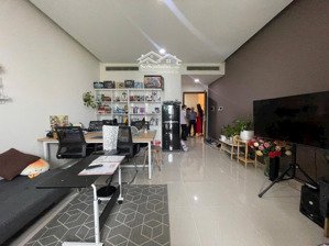 cho thuê gấp căn hộ ở hoặc làm văn phòng goldenking, phú mỹ hưng quận 7