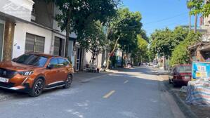 Bán nhà đẹp vị trí vàng phố Nguyễn Văn Hưởng Long Biên 55m 7T MT4.2m 18.2 tỷ ô tô tránh đỗ