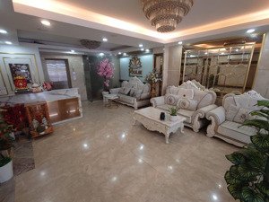 cho thuê nguyên căn 3,5 tầng mặt tiền điện biên phủ trung tâm q3 kinh doanh đỉnh, giá tốt 80tr/th