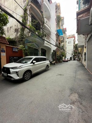 bán nhà phân lô nguyễn hoàng tôn, tây hồ, gara ô tô tránh 50m2, mt hơn 4m chỉ 16 tỷ. 