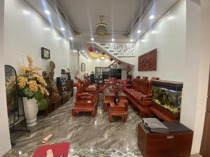 bán nhà riêng 63m2, giá cực chất 12,5 tỷ tại dương văn bé, vĩnh tuy, hai bà trưng, hà nội