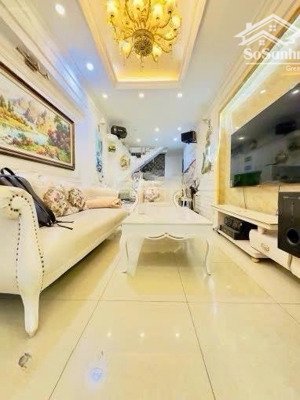 bán nhà ô tô đỗ cửa -trước nhà 4m thoáng - sáng-
50m2 * 4 tầng12.x tỷ 