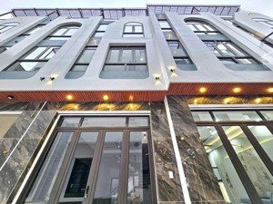 bán nhà 4 tầng 42m mới tinh ngô gia tự thông cả ngả, vị trí đẹp giá chỉ từ 3,95 tỉ