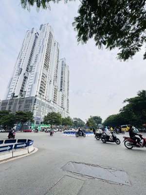 kđt văn quán - phân lô vỉa hè - ô tô tránh - kinh doanh - văn phòng - 45m - 5t, giá: 13.5 tỷ