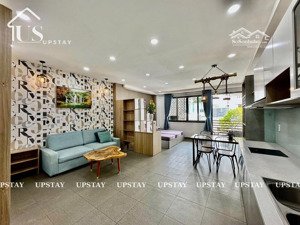 căn hộ cao cấp 1 phòng ngủ tách bếp rộng 50m2 ban công, máy giặt riêng, thang máy ở quận 3