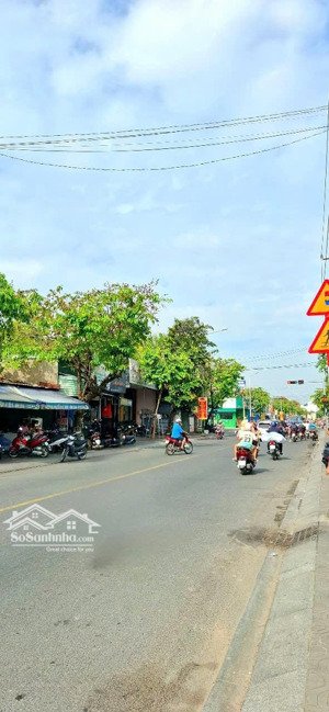 chỉ 50 triệu/m2 mặt tiền trần hưng đạo 259m2 (555) trung tâm dĩ an giá chào 13 tỷ