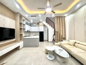 bán nhà khuyến lương, hoàng mai, hà nội, 6.56 tỷ, 42m2, 5 tầng 3 pn, cách oto tránh 30m