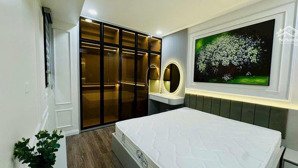 cần tiền bán gấp chung cư golden park phạm văn bạch cầu giấy 3n2w full nt liền tường sổ đỏ 11,x tỷ