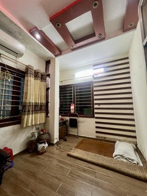 lô góc- 2 mặt thoáng mở cửa - ngõ 3 gác phi-thông-thể dục hồ tây-gần phố- lạc long quân-giá tốt