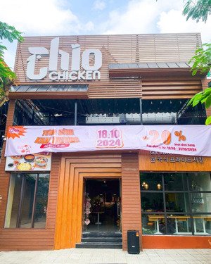 cho thuê biệt thự mặt phố nguyễn văn lộc (vị trí đẹp nhất phố)