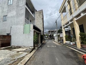 chính chủ bán lô đất 2 mặt tiền kiệt lê bôi, sát biển sơn trà, đà nẵng