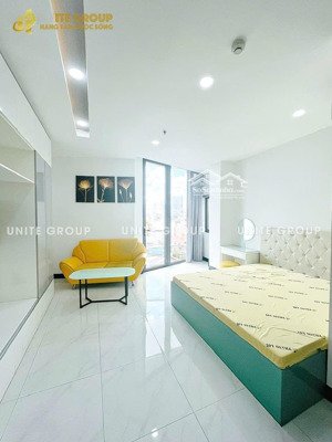 studio ban công - full nội thất - 5p tới lotte, tdt, him lam quận 7
