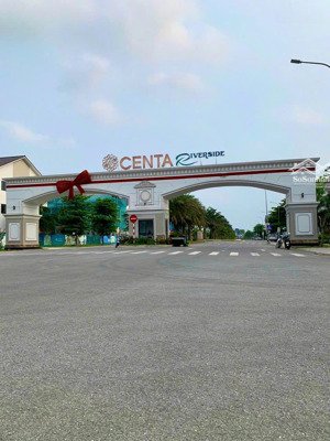 độc nhất căn góc cổng chính đẹp nhất to nhất vsip - centa riverside giá f0 gốc của chủ đầu tư