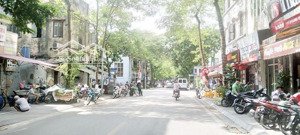 bán gấp nhà riêng 5pn, 6wc, 52m2 tại hàng bún, 43,5 tỷ vnd