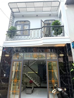 3,2tỷ bán gấp nhà hồ hảo hớn, quận 1 | hẻm 4m | cho thuê 17 triệu - tặng full nội thất như hình