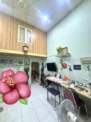 mặt tiền đường số ngay chợ nhỏ, sát lê văn việt, phường hiệp phú, nhà c4, 57m2, giá 5,6t.