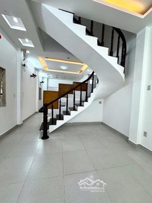 nhà đẹp hoàng hoa thám (4,1x16) 3 tầng, 4pn, 67m, hẻm an ninh, gần chợ cây quéo phú nhuận 8.9 tỷ