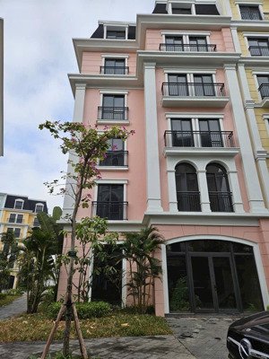 bán căn góc 158m2 tại dự án aqua city bằng giá 2019
giá 11 tỷ 660