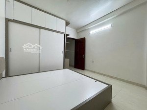 chủ nhà chuyển liền kề nên cần bán gấp căn nhà full nt ở đa sỹ hđ,ô tô đỗ gần.giá 6.9tỷ có tl