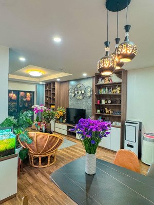 bán căn hộ n03t2 ngoại giao đoàn 88m2 hướng đông đón tài lộc tầng cao, view thoáng