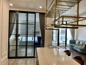 chính chủ bán gấp căn hộ 3pn,2vs, 92m2 full nội thất, vinhomes skylake, giá 13.9 tỷ, lh 