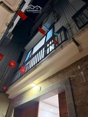 bán nhà riêng cổ nhuế - gần nhiều trường học các cấp - tiện ích nhiều - dt 35m2 - giá 8,9 tỷ.