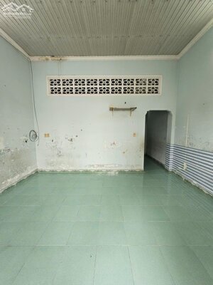 Cần Bán Nhà SHR Ngay UBND P. Trảng Dài, DT 5x19, Giá 2.29 Tỷ (LH: 0785353622)