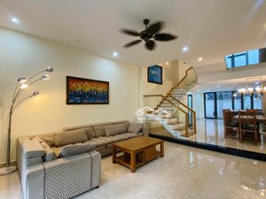 cho thuê nhà đẹp 4 phòng ngủ khu biệt thự euro village - sơn trà