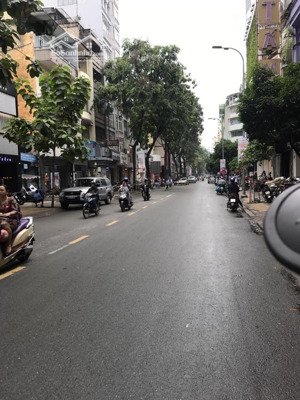 bán gấp nhà mặt tiền nguyễn thượng hiền quận bình thạnh,giá tốt vi trí đẹp chỉ 15,5 tỷ