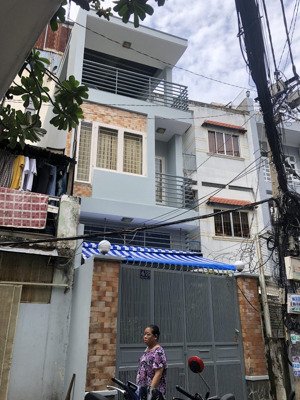 bán nhà hẻm 5m đường trần khắc chân quận 1 giá tốt thương lượng mạnh