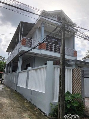 chính chủ cần bán nhà riêng giá rẻ 2 tầng -144m2-3pn thủy xuân huế chỉ với 4 tỷ 300