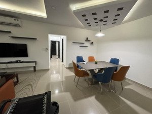 cần bán căn hộ mỹ viên , phú mỹ hưng , 118m2 giá 8ty4