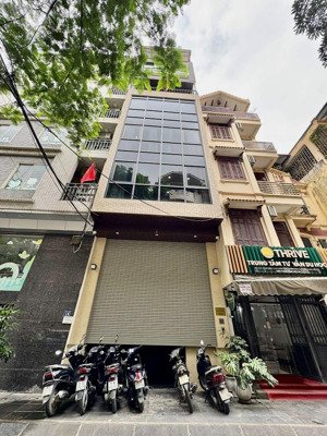 28.5 tỷ nhà mới 2 thoáng 7 tầng thang máy ô tô tránh 20m ra phố tô hiệu 65m mt 5m